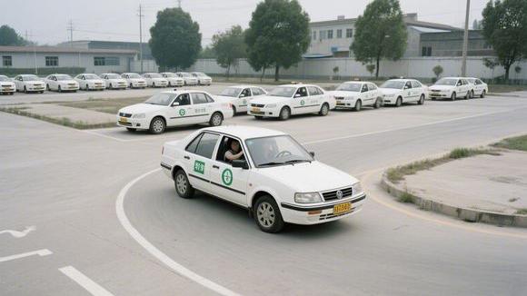 通辽八仙筒驾校