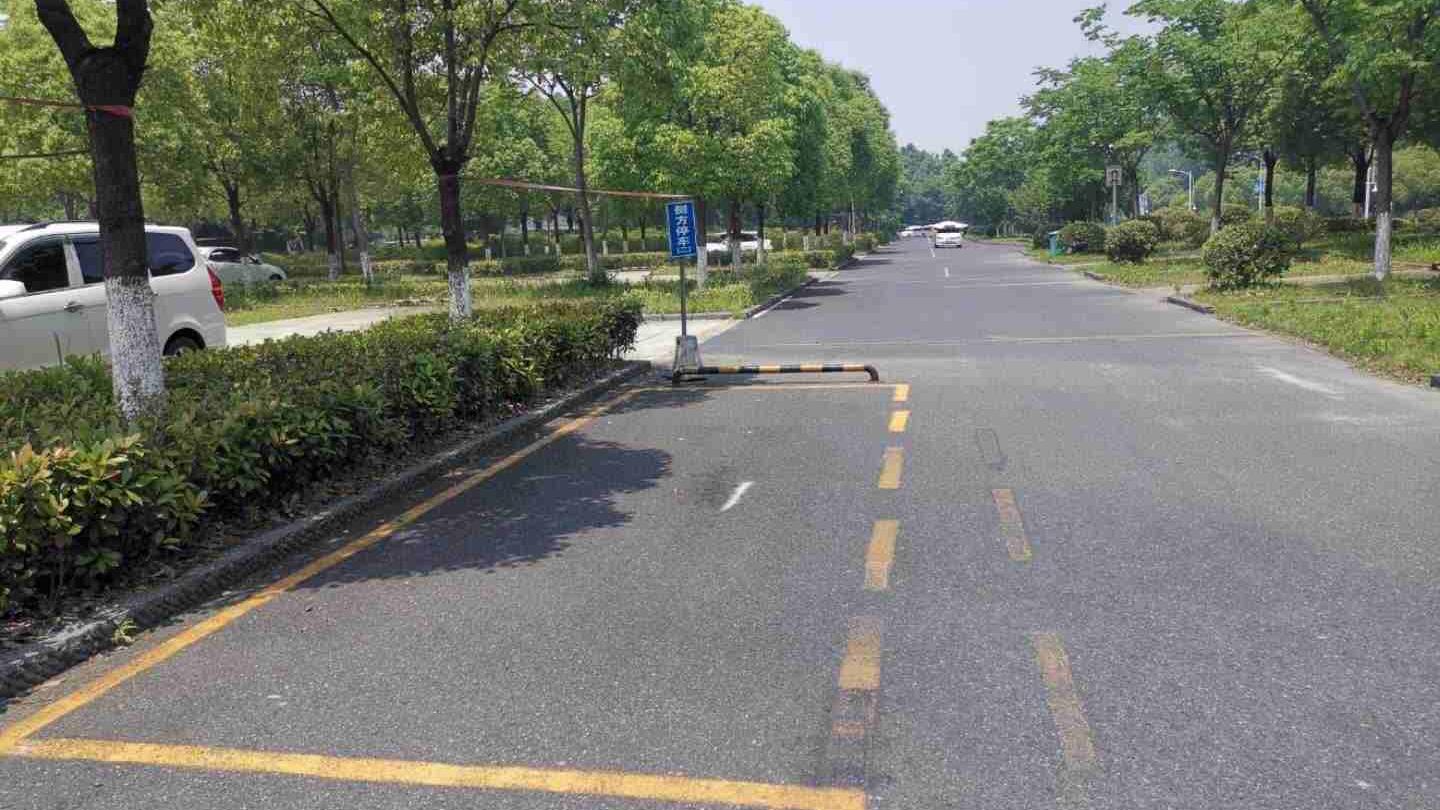 开鲁辽河农场驾校