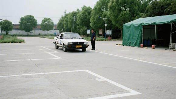 大龙驾校大门