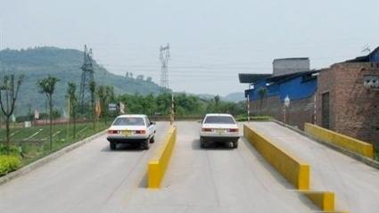 邹平鲁梁驾校