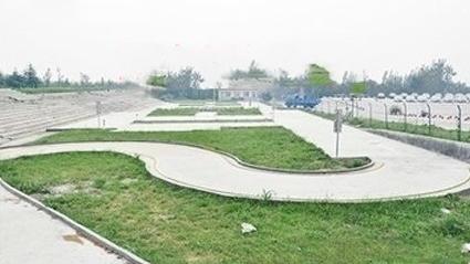 天意驾校大门