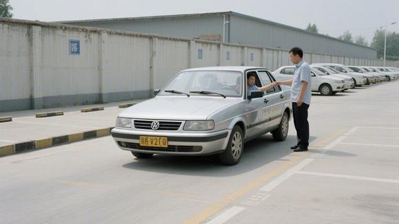 南宁联城驾校
