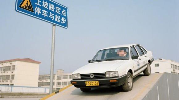 桂林穿山驾校