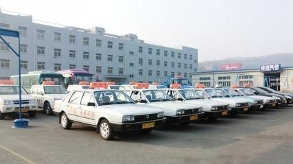 德保龙光驾校