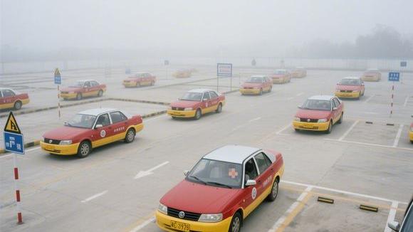 广安鸣钟驾校