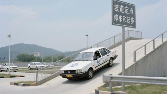 怒江普拉底驾校