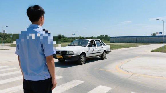 日喀则查巴驾校