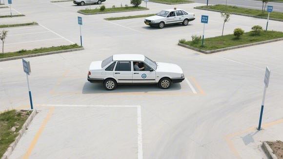 白银兴平路驾校