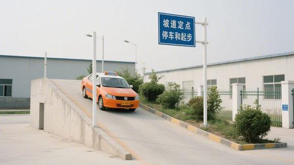 库尔勒弘捷驾校